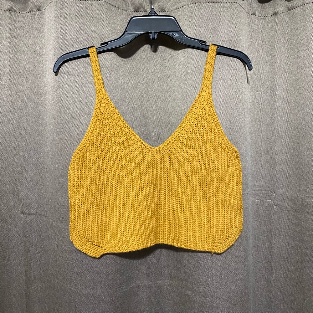 Crocheted cropped tank